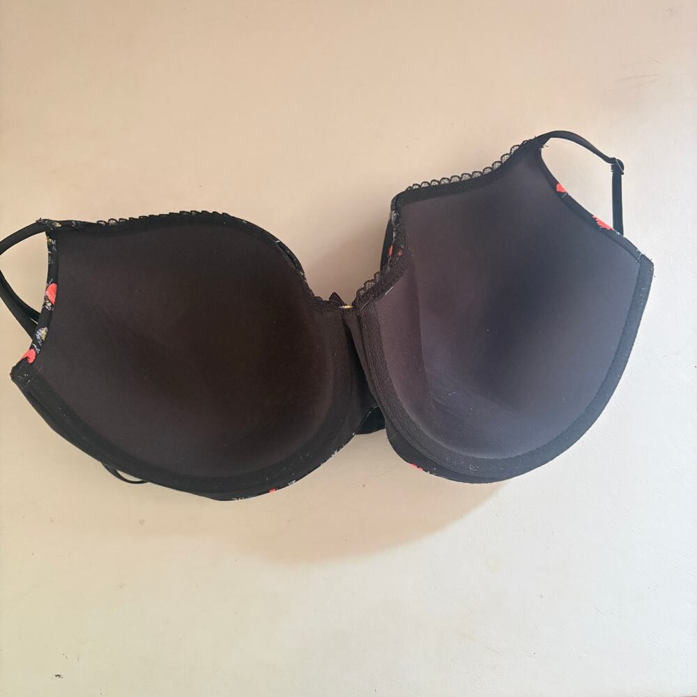 Victoria's Secret Body by Victoria Floral Bra Size 36DDD - Picture 4 of 5